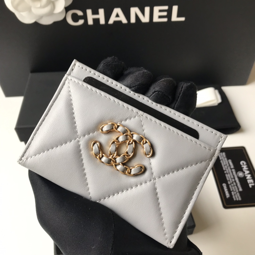 芸能人愛用Chanel シャネル 実物の写真 N品スーパーコピー財布代引き対応国内発送後払い安全必ず届く優良サイト